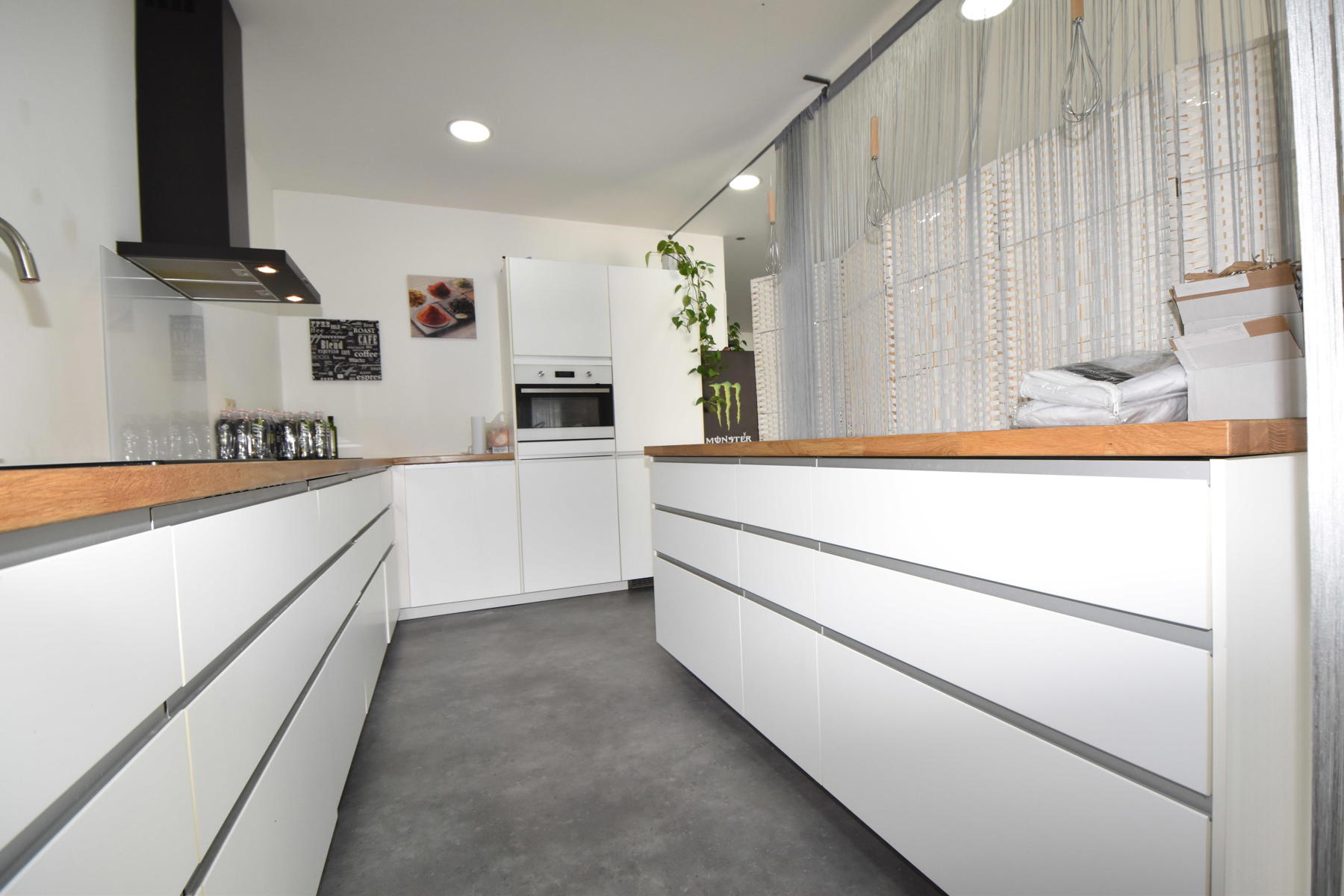 Gelijkvloers, commercieel pand van 189m² met tuin van 230m² - foto 5
