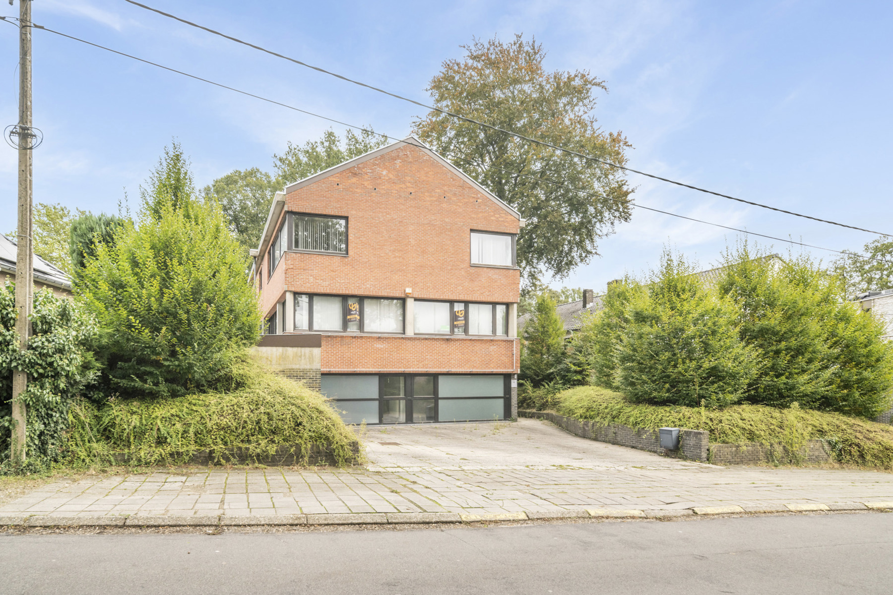 Maison à vendre à Genk avec 5 chambres - photo 1