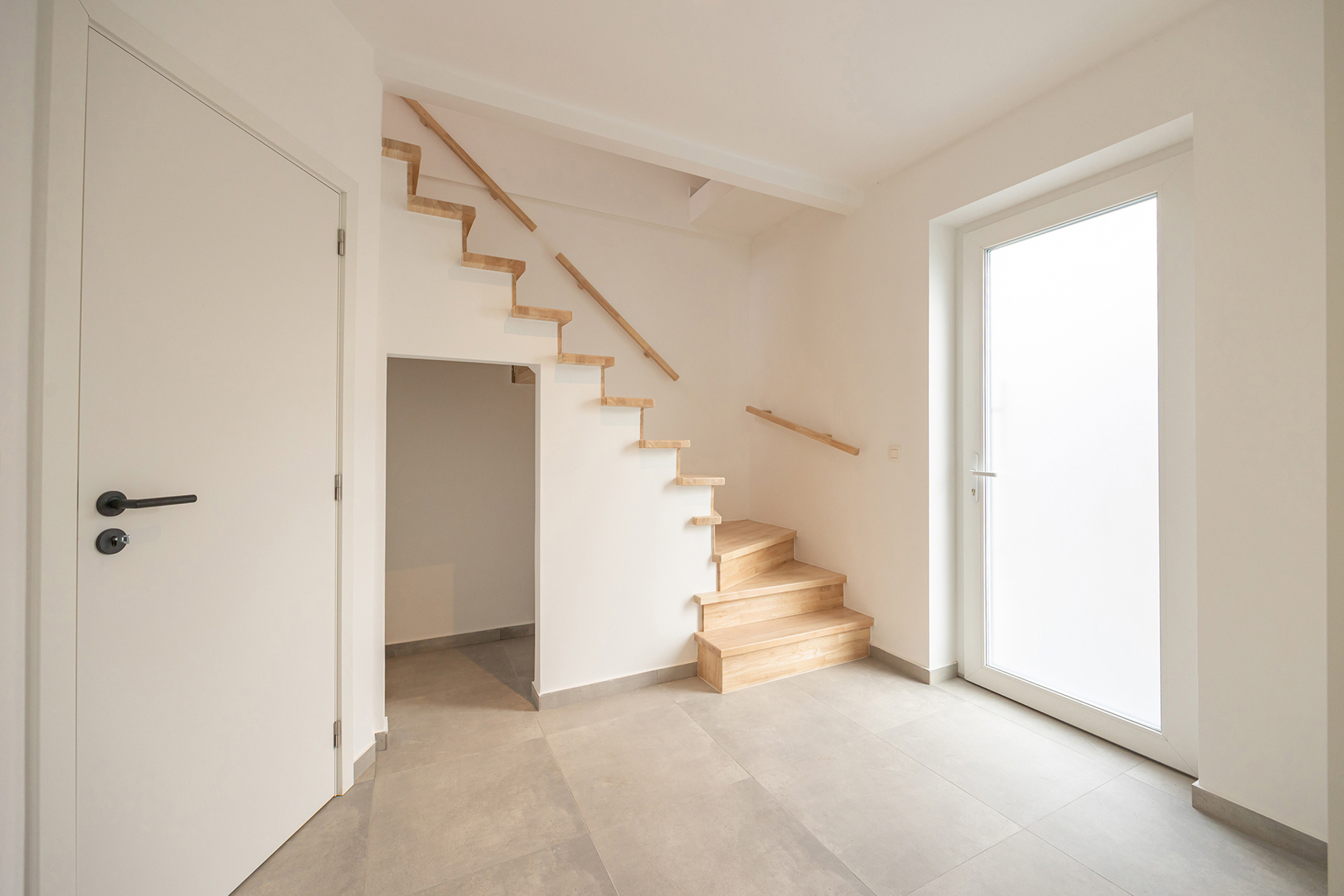 ENERGIEZUINIGE RUIME WONING MET 3 SLPK EN ZUIDWEST TUIN - foto 3