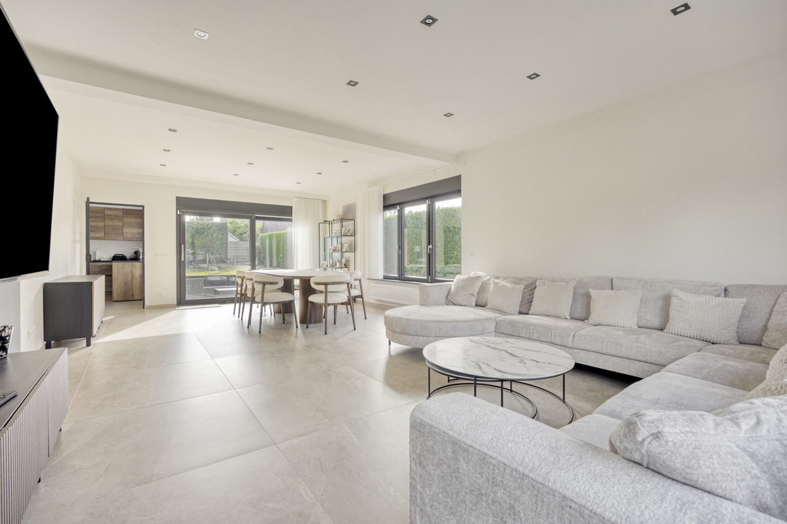 Volledig gerenoveerde bungalow op 8 are - foto 4