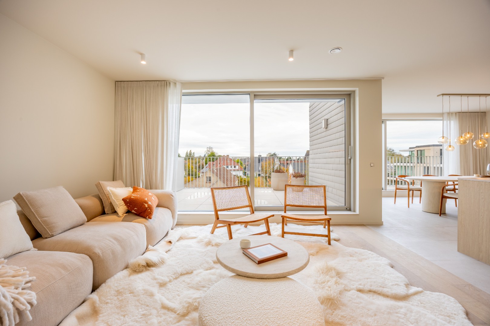 Zuidwest gericht 2-slaapkamerappartement met ruime zolderberging in nieuwbouwresidentie Aquilo - foto 1