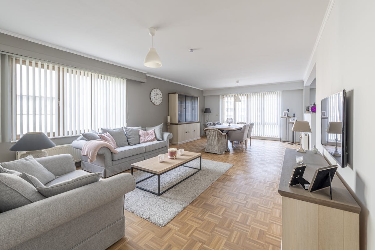 Lichtrijk appartement met 3 slaapkamers te koop Brasschaat. - foto 4