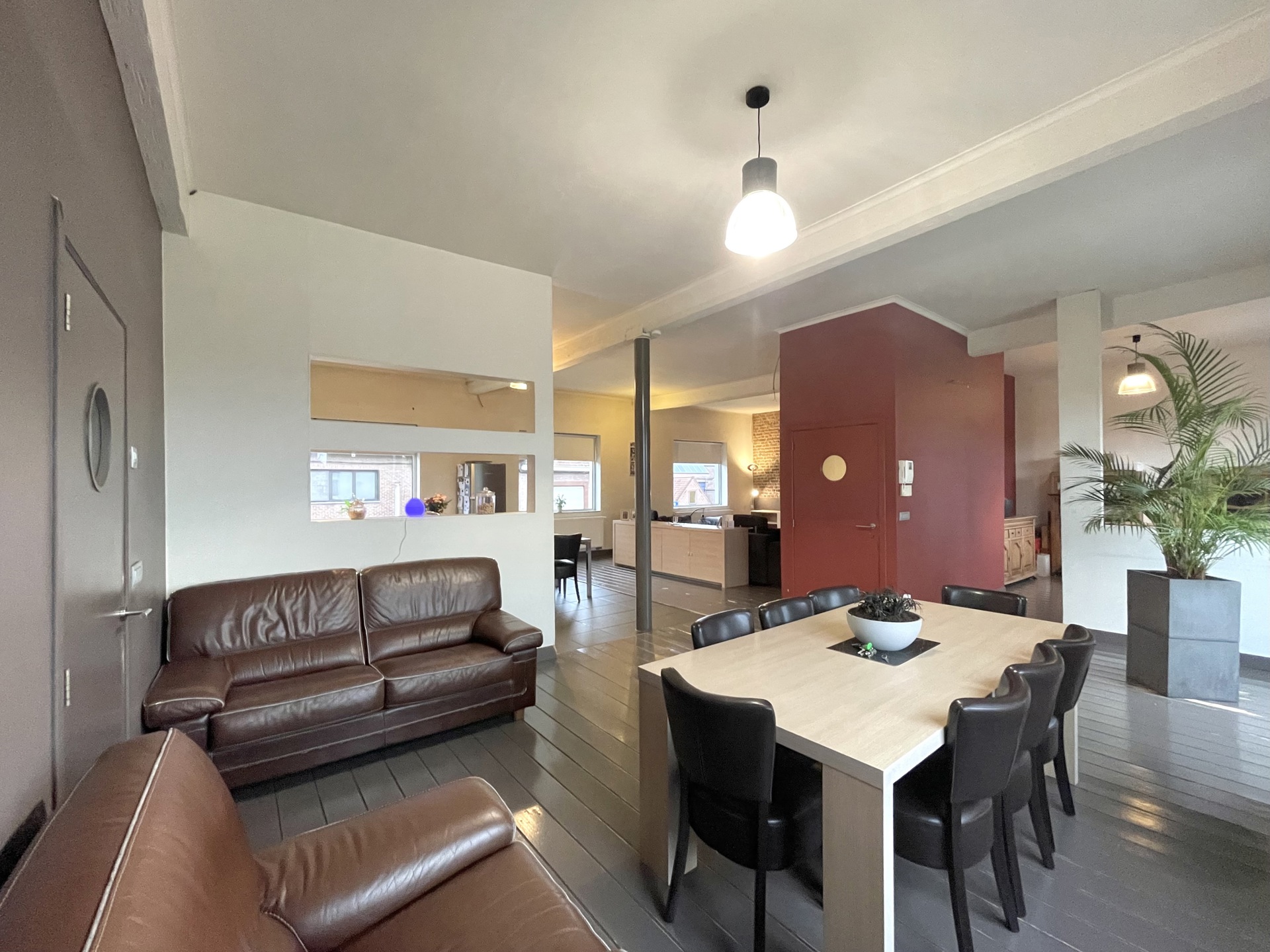 Handelshuis met ruim magazijn van 555 m²! - foto 3