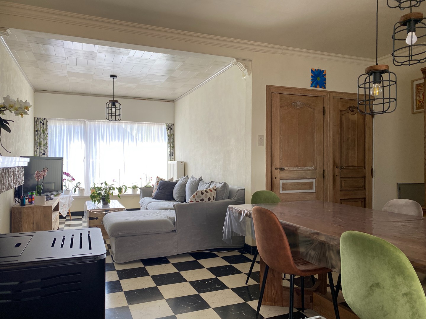 Charmante woning met grote tuin en garage op leuke locatie - foto 4