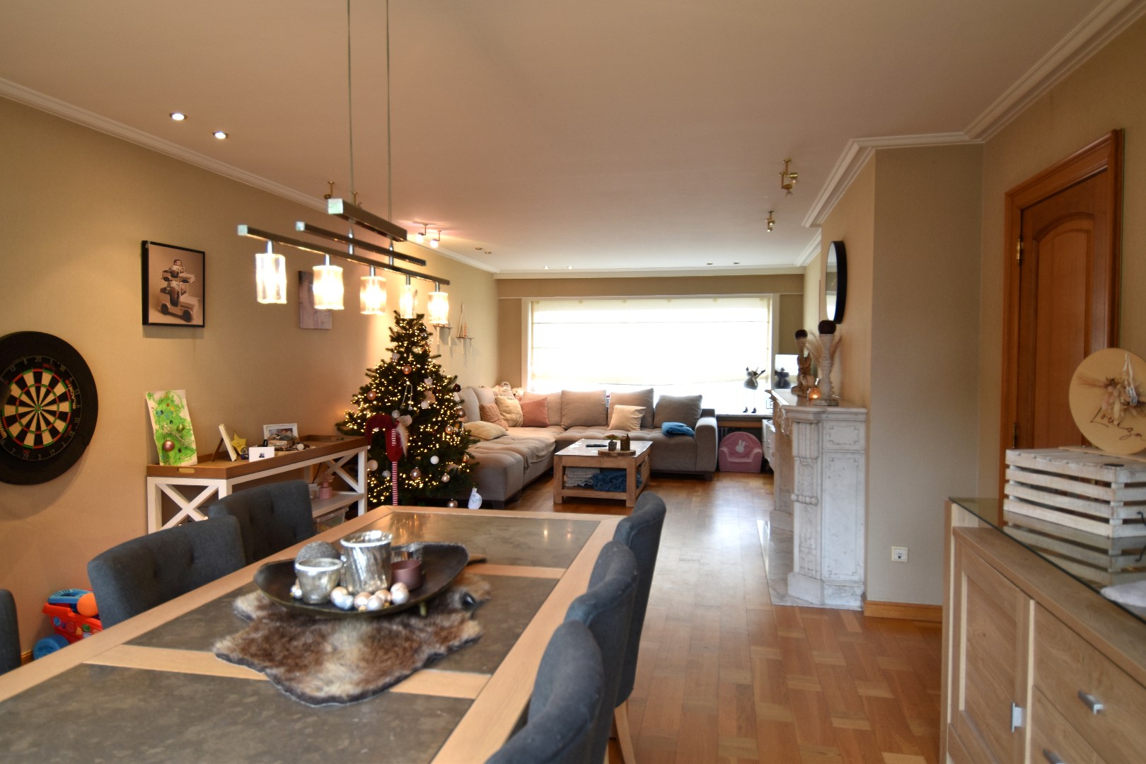 Verzorgde gezinswoning met 3 slaapkamers, tuin en polyvalente/handelsruimte te koop nabij centrum Bissegem - foto 5