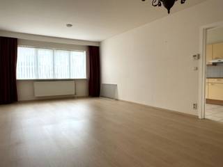 Wonen aan het water.Dit appartement is gelegen op een top-ligging tussen Bruul en Ijzerenleen met zicht op de binnendijle.Via de inkomhal bereiken...