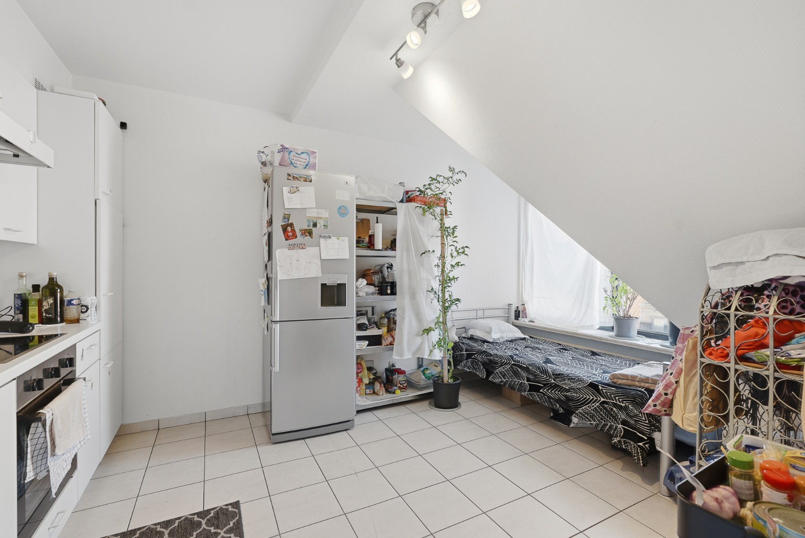 Twee slaapkamer duplexappartement te huur in centrum Oudenburg - foto 5