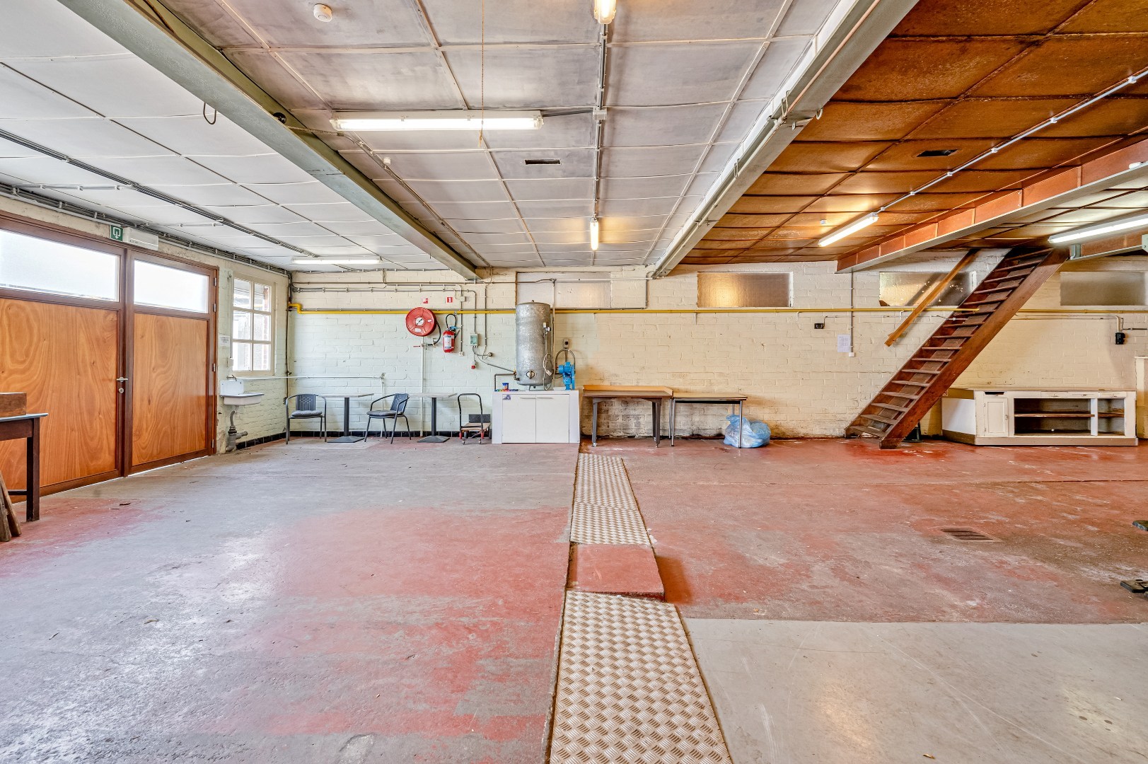 Atelier /opslagruimte met woonst in Gent - foto 3