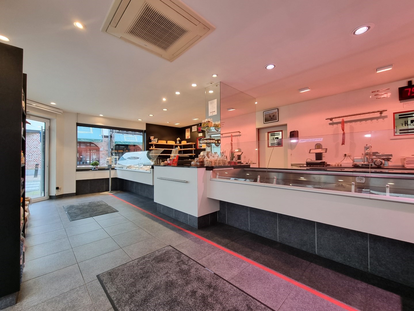 Handelszaak (hoekligging) op absolute topligging in Heist - foto 4