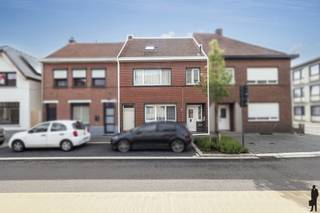 Uiterst gezellige en fris ingerichte woning met zuidoostgeoriënteerde stadstuin, 3 slaapkamers, 2 badkamers en ruime zolder (eventueel voor...