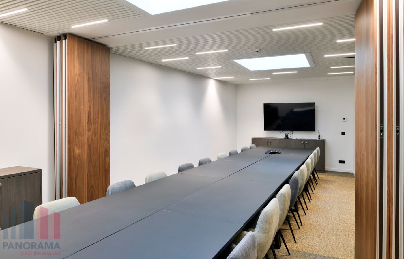 HIGH-END KANTOORRUIMTE VAN 458 m² OP ABSOLUTE TOPLIGGING - photo 5