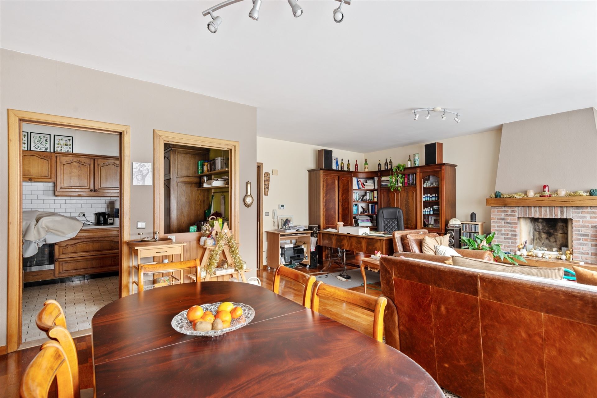 Lichtrijk en instapklaar appartement (2 slpks) met terras in het centrum van Duffel - foto 3