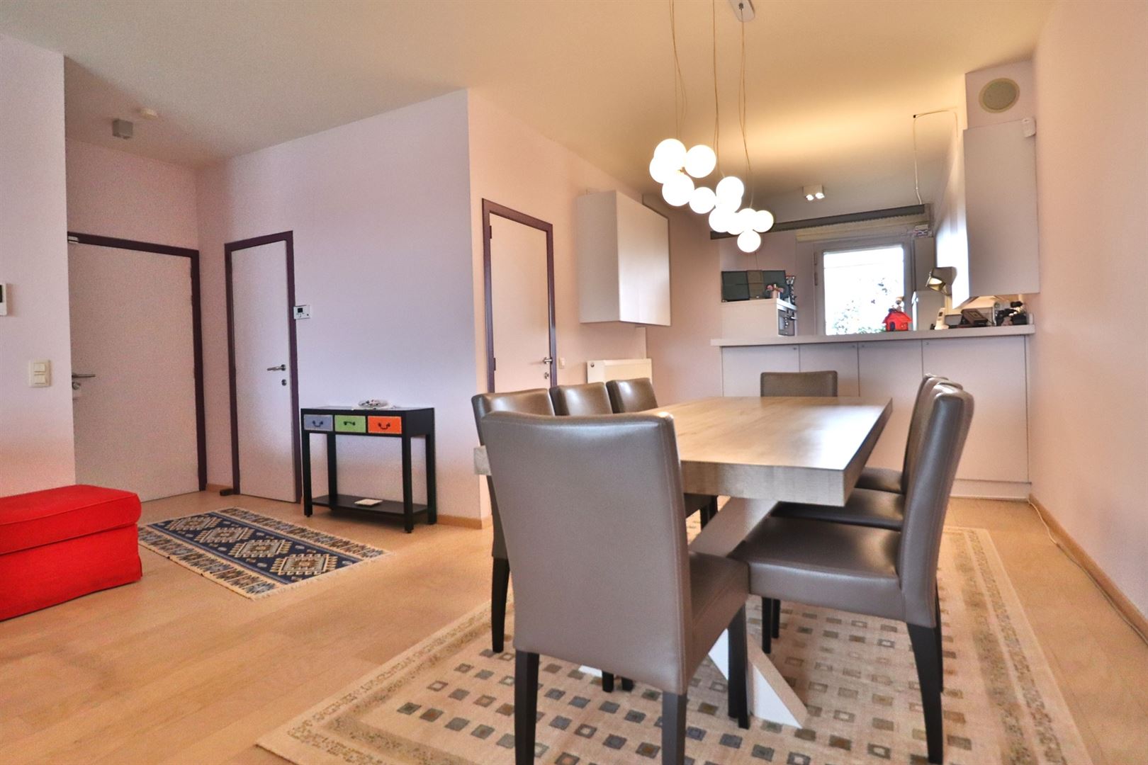 Ruim appartement met staanplaats - foto 4
