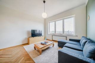 We Invest stelt u graag dit gezellige en lichtrijke appartement van 73 m² voor, gelegen op de zesde verdieping van een goed onderhouden gebouw...