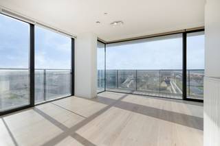 Verzorgd éénslaapkamer-appartement in de residentie Duinenzee met lichte leefruimte en grote raampartijen die zorgen voor een prachtig zeezicht.<br />Het appartement beschikt over een volledig uitgeruste keuken, een badkamer met douche, lavabo en toilet, en een ruime slaapkamer. Kelder inbegrepen. <br /><br /><strong>Residentie Duinenzee biedt extra comfort en services:</strong>
<ul>
<li>Brasserie</li>
<li>Fitnessruimte en sauna</li>
<li>Kapsalon</li>
<li>Shuttleservice voor gemakkelijk vervoer</li>
</ul>
Mogelijkheid tot aankoop van een <strong>garage</strong>. <br /><br /><span>Meer informatie : www.duinenzee-depanne.be</span><br /><br /><strong>OPGELET:</strong><br />Deze assistentieflat is uitsluitend bedoeld voor bewoners met een zorg- en ondersteuningsbehoefte
