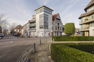 In Generaal Deprezstraat 188 in Harelbeke, we find this 2-bedroom apartment for sale, in an easily accessible location near shops, schools,...