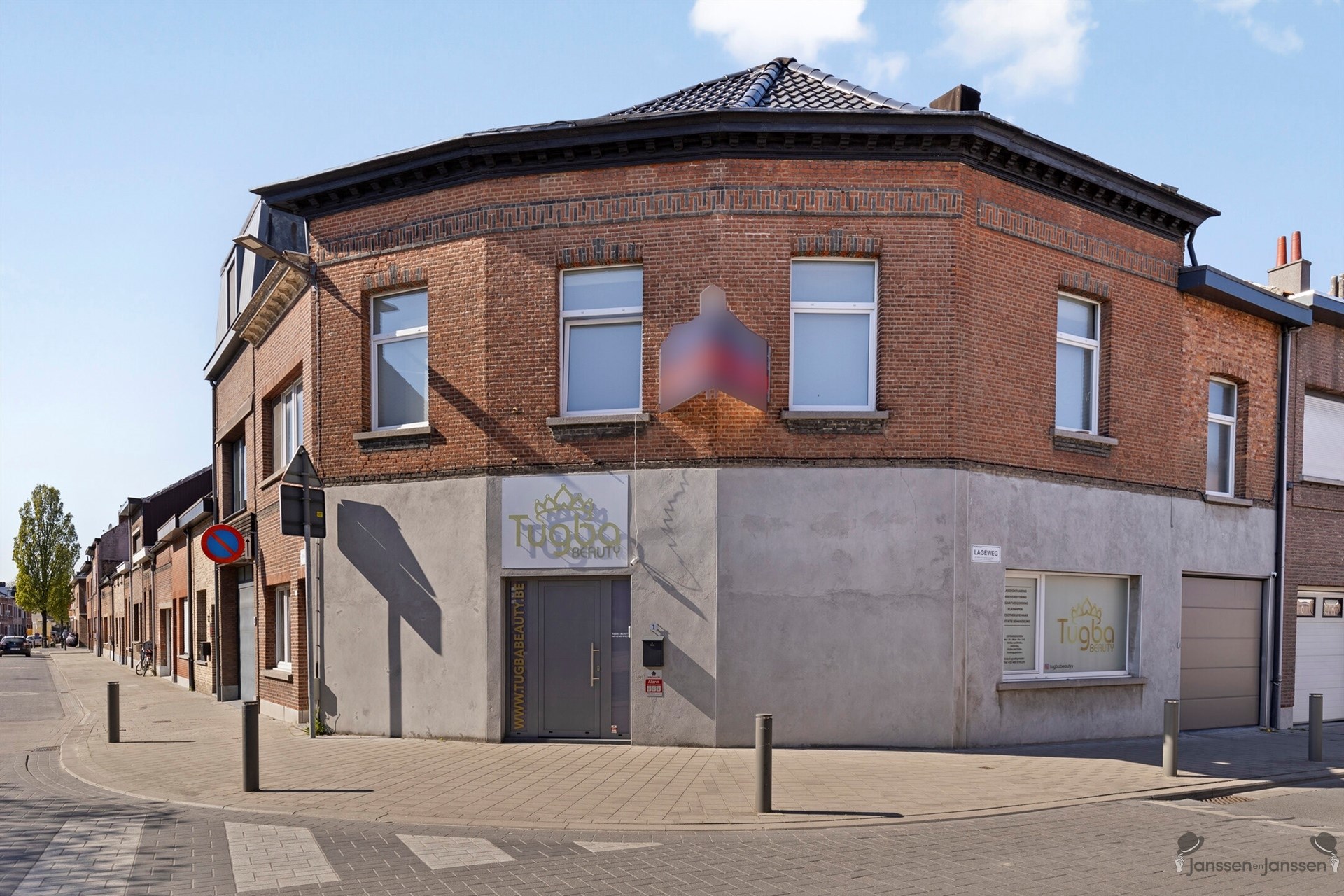 Veelzijdige Hoekwoning met 3 tot 5 slpk op centrale locatie wonen, werken of groeien met het gezin - foto 1