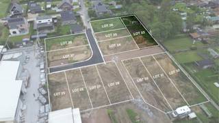 Dit villaperceel in Ooigem (Wielsbeke) is heel gunstig gelegen. Je woont er in de buurt van winkels, scholen en openbaar vervoer. Bovendien geniet...