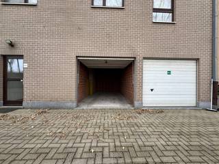 Vlot toegankelijke garagebox te koop op de Rederskaai in Zeebrugge. Deze afgesloten garage maakt deel uit van een verzorgde residentie en...