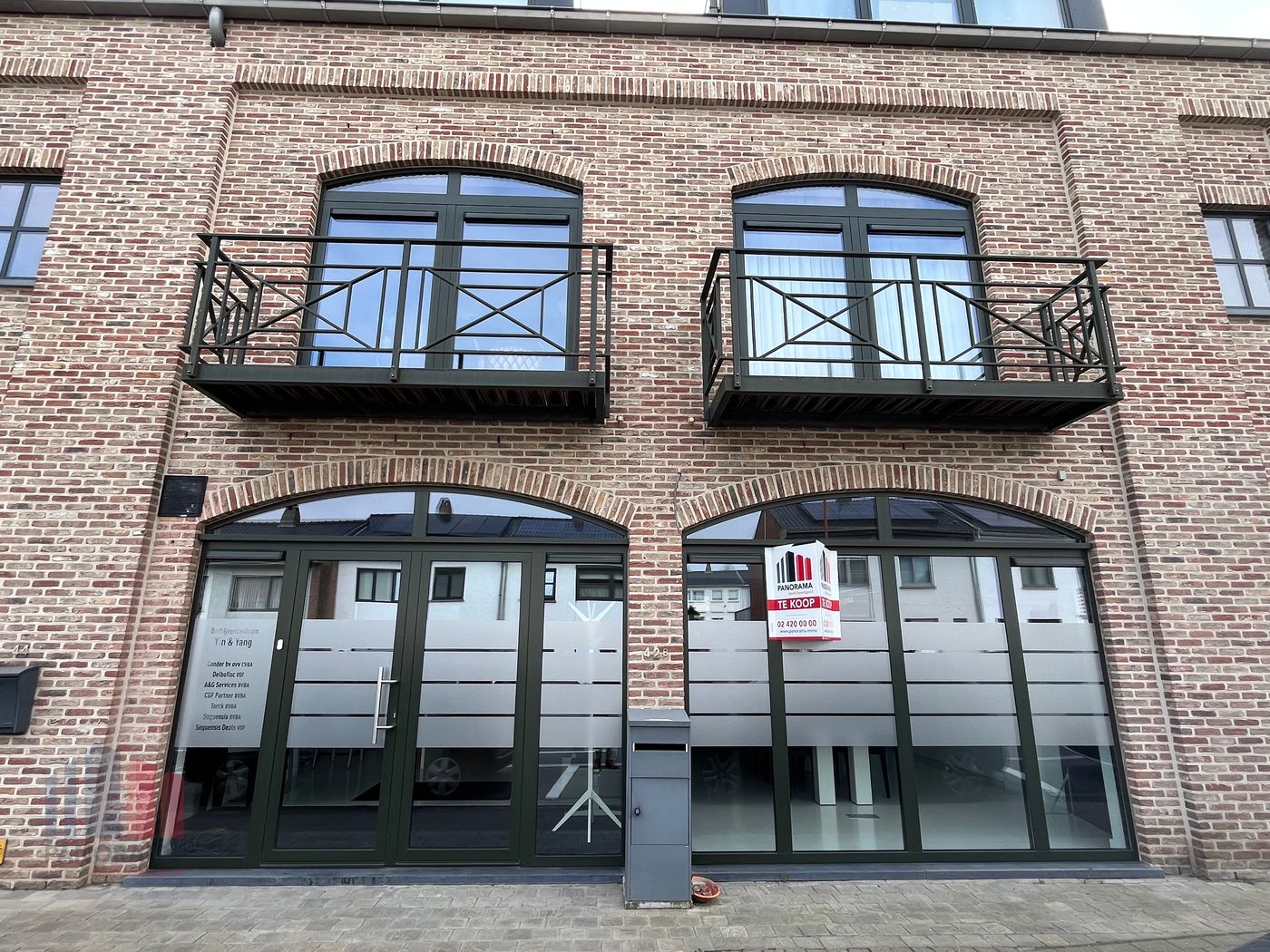 182 m² moderne kantoorruimte te koop - foto 2