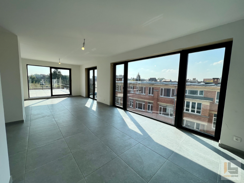 Klassevolle appartementen met terras op de Grote Markt van Ronse - foto 4