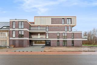 We vinden dit penthouse met 3 slpks en 80m² terras terug nabij Zonhoven-Centrum. Voor meer informatie...