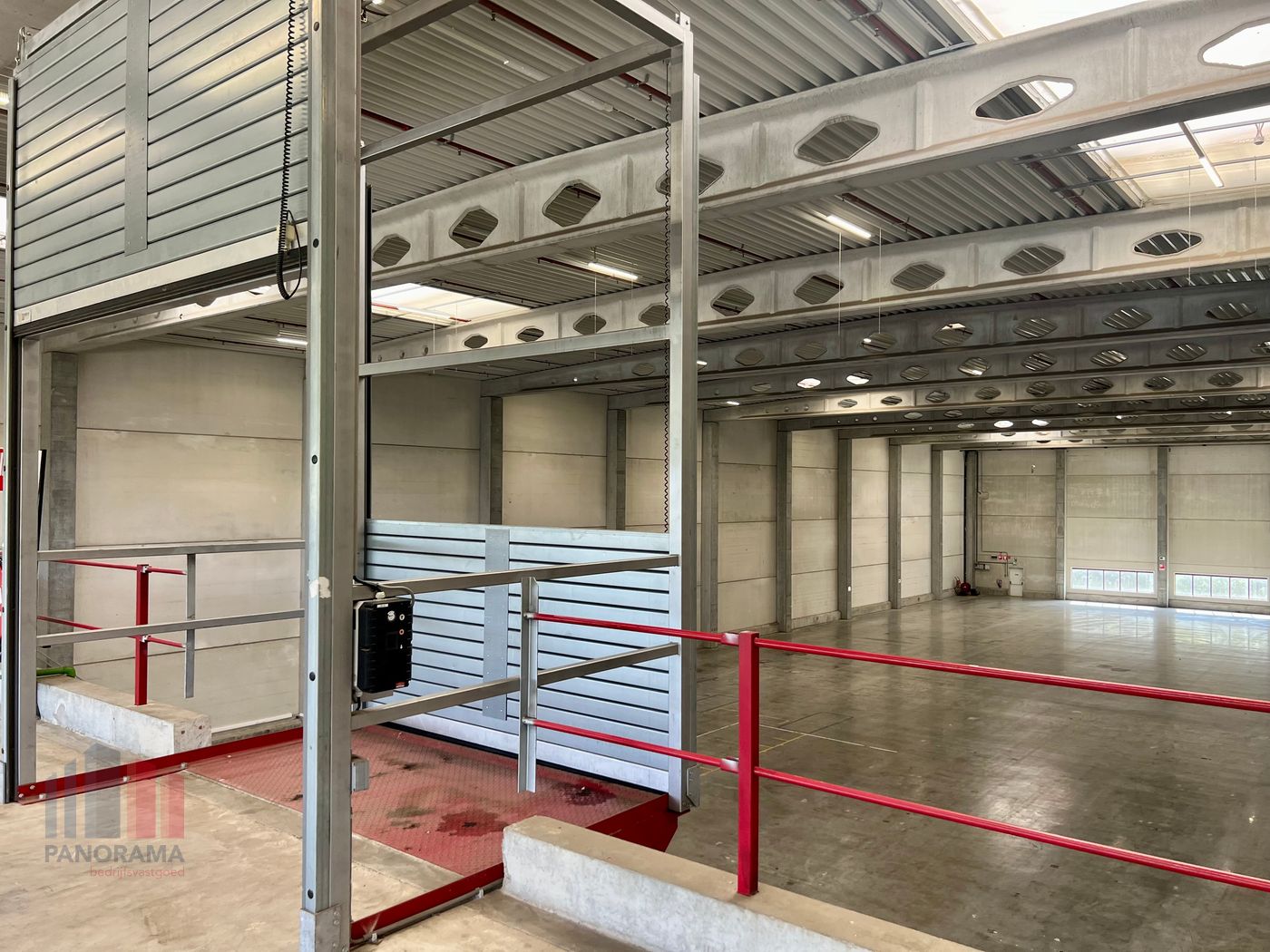 2.698 m² opslagruimte met 371 m² mezzanine nabij E313/E314 - foto 3