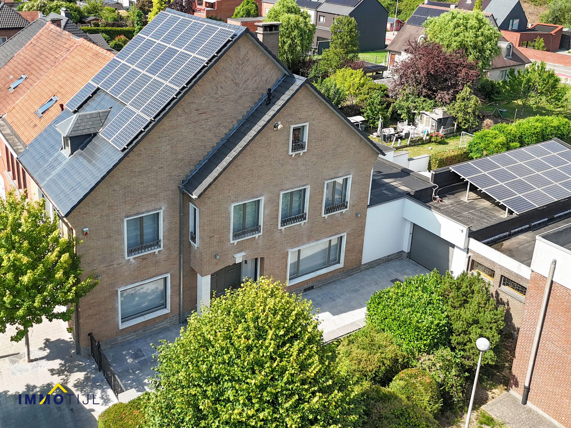 Maison à vendre à Denderleeuw avec 4 chambres - photo 1