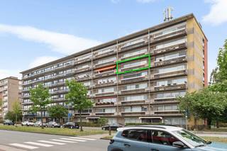Interesse in dit appartement? Bekijk de virtuele toer en maak via Livitas.be ONLINE je afspraak.Dit appartement beschikt over drie volwaardige...