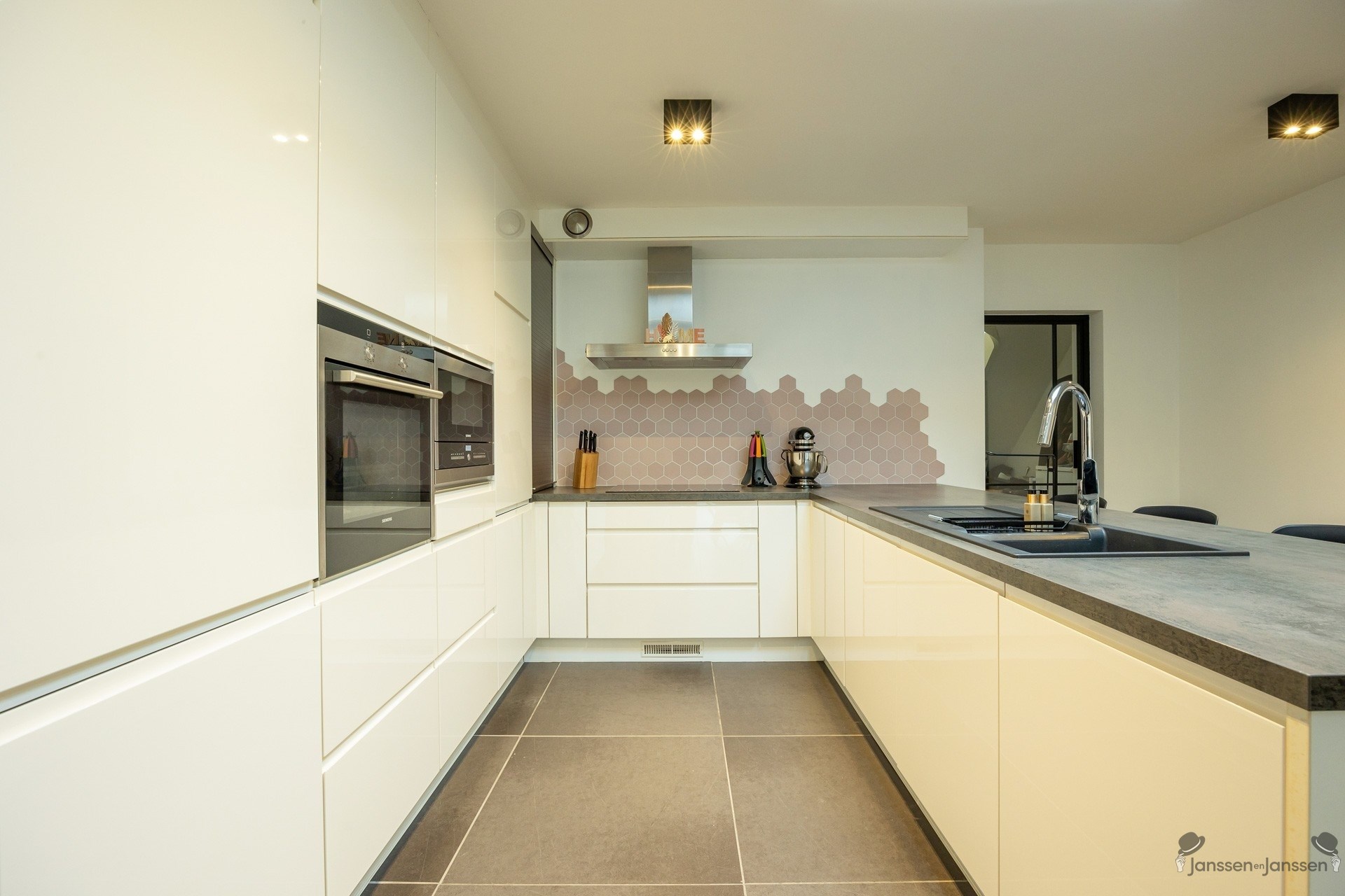 maison unifamiliale - photo 2