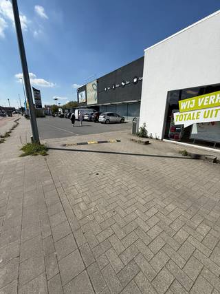 Commercial à louer à Ninove