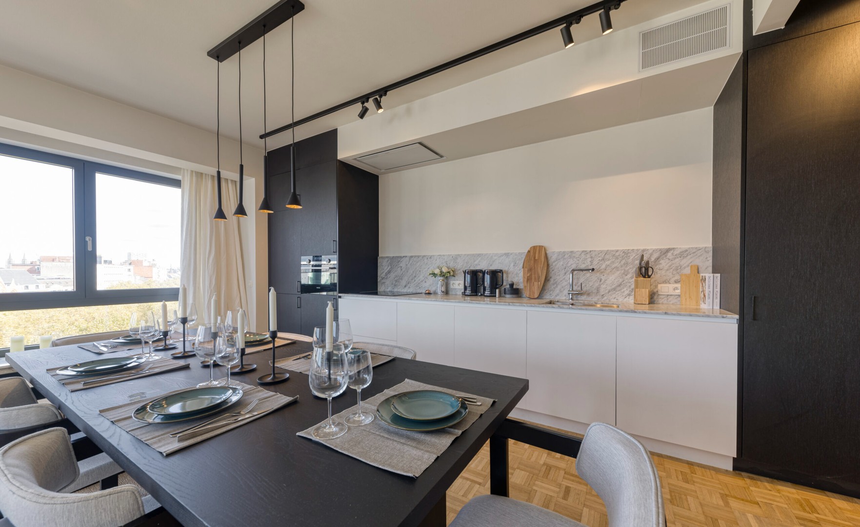 Zonnige penthouse met zicht op de stad - foto 4