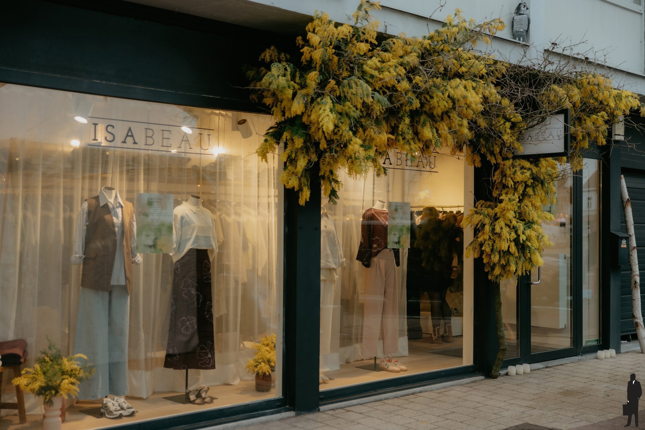 Instapklare woning met 3-4 slpks &amp; polyvalente handelsruimte - foto 3