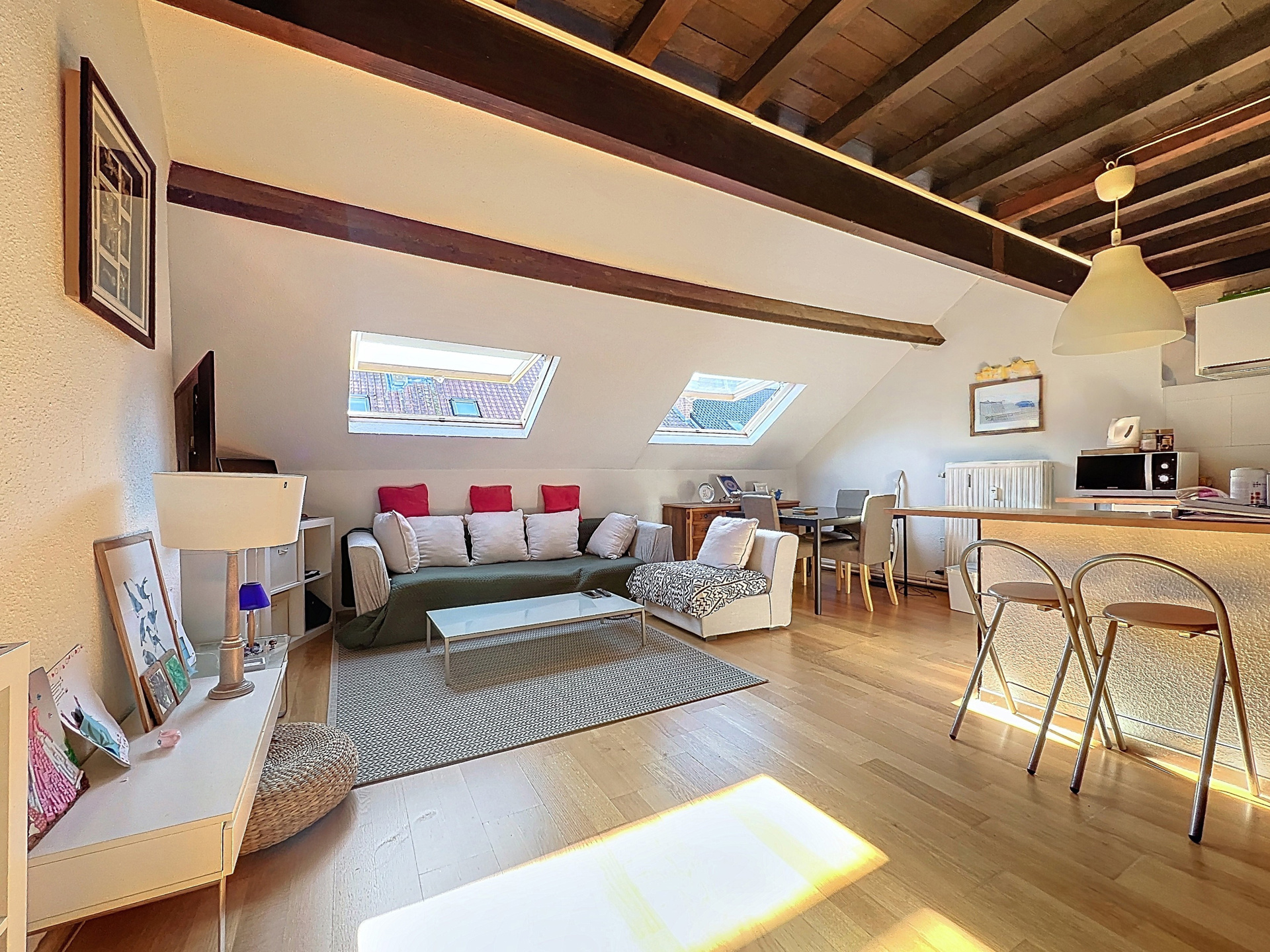 TE KOOP – Appartement met mezzanine – Europese wijk Brussel - foto 2