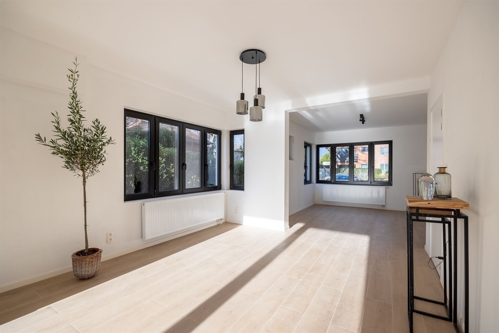 House for sale in Brasschaat with 4 bedrooms - photo 2