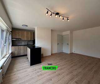 Deze studio is gelegen in de Astridlaan 24, op wandelafstand van zee en strand. We situeren ons op een boogscheut van centrum Blankenberge, maar...