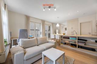 Ruim en lichtrijk 1-slaapkamer appartement te huur op een uitstekende locatie in Leuven, gelegen op de hoek van de Lepelstraat en de...