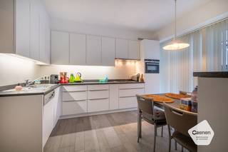 Dit instapklare en lichtrijke gelijkvloers appartement (bouwjaar 2014) is gelegen in de moderne residentie 5th Avenue. In het hart van...