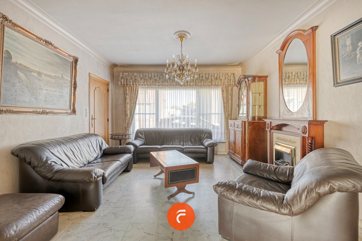 Zeer ruime en stevig gebouwde woning op 805 m2 - foto 4