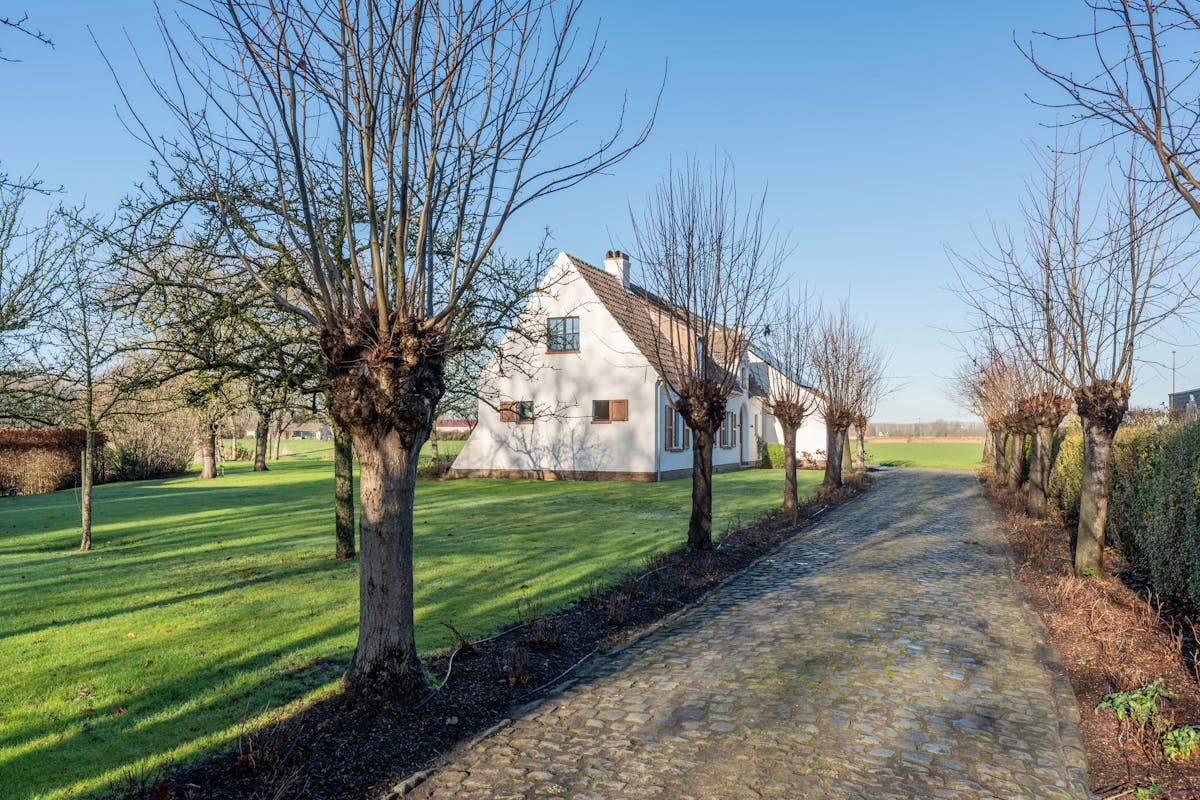 Breathtaking villa in Sint-Kruis/Damme - photo 1