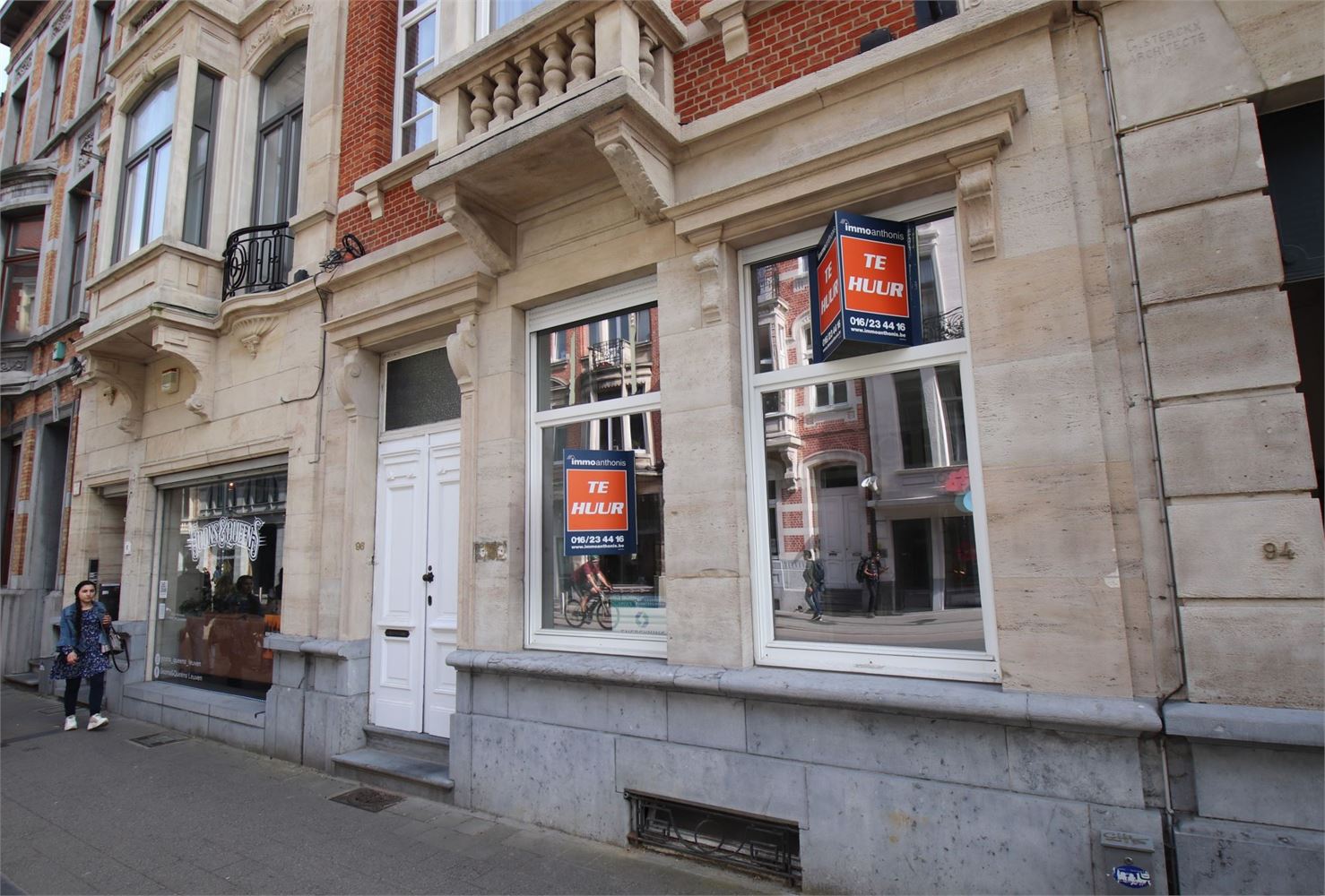 Zeer welgelegen handelsruimte met zuid-gerichte tuin en garage - photo 2