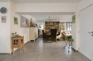 Charmante split-level woning met 3 slaapkamers en ruime tuin in Kotem, Maasmechelen.Op een gunstige ligging in Kotem, deelgemeente van Maasmechelen,...