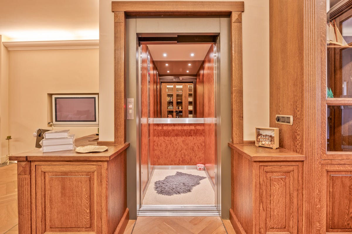 Uniek stadspand met dakterras in centrum Maaseik - foto 5