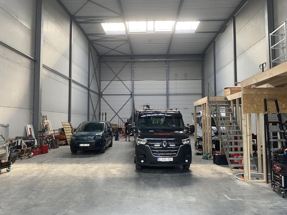 Cabanon d'environ 952 m² avec bureau - photo 4