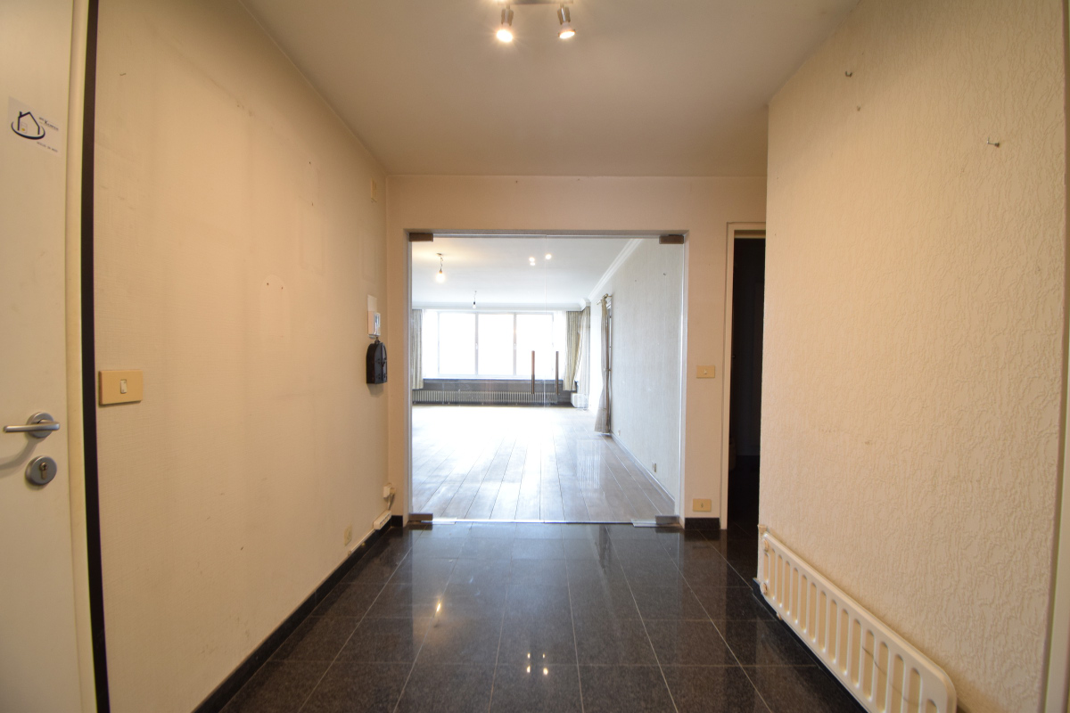 Appartement (118m²), 2 slaapkamer en autostaanplaat, epc C-label - foto 3