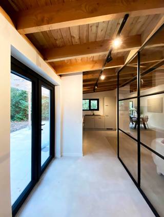 Deze unieke woning is prachtig gelegen in de Dennendreef 20 te Kalmthout, op wandelafstand van het centrum van Heide-Kalmthout. De woning is wat...