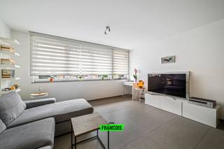 Dit gelijkvloers appartement is gelegen in residentie Espace aan de Hasseltstraat 38 bus 0001 in Bredene, in een rustige doodlopende straat...