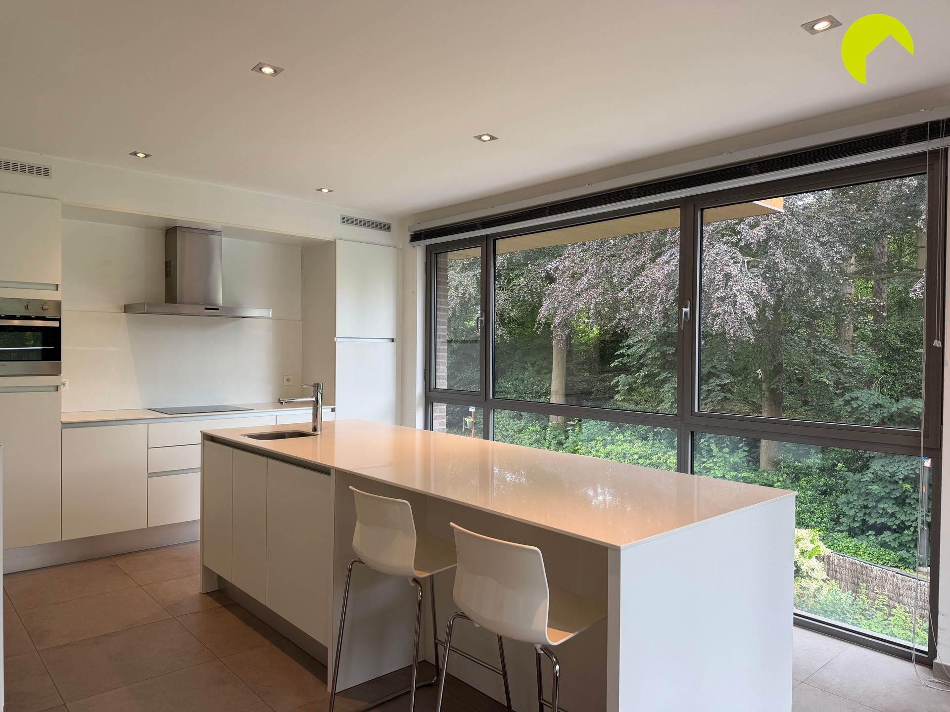 Luxueus 3 slaapkamer appartement! - foto 5