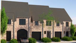 <span>Wij gaan drie nieuwbouwwoningen met zuidgeoriënteerde tuinen realiseren in het centrum van Bornem. Het betreft 2 gesloten bebouwingen met inpandige garage en 1 halfopen bebouwing, eveneens met inpandige garage De woningen hebben mooie oppervlaktes variërend tussen 226m² en 240m² en worden afgewerkt met kwaliteitsvolle materialen, die u zelf kan bepalen.</span><br /> <br /><span>Met een oppervlakte van 240m²,  heeft deze woning een optimale indeling. Op het gelijkvloers vindt u een ruime inkomhal, berging, toilet, inpandige garage, zitplaats, eetplaats en open keuken met zicht op het terras en de tuin. Op de eerste verdieping bevinden zich drie slaapkamers,  het toilet en de badkamer met ligbad en douche. De ruime zolderkamer, die bereikbaar is via de vaste trap, kan perfect dienst doen als hobbykamer, homeoffice of vierde slaapkamer.<br /><br />Grondaandeel onder registratie en constructie onder 21% BTW. <br /><br />Interesse? Contacteer ons op 052/41.41.94 of info@rosiersderidder.be</span><br /><br />Referentie: 5314