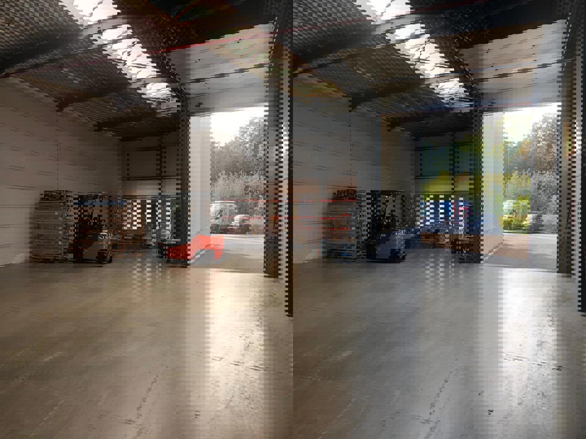 Magzijn met kantoor te Mechelen-Zuid - foto 2